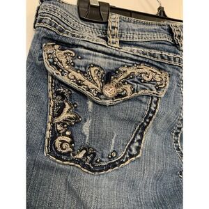 Silver Jeans Suki Flap Bootcut Distressed Embroidered Rhinestones Y2K Mcbling